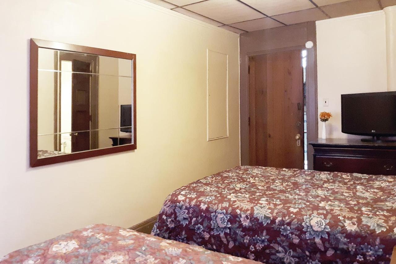 Oyo Hotel Bradford Main St Pa Luaran gambar